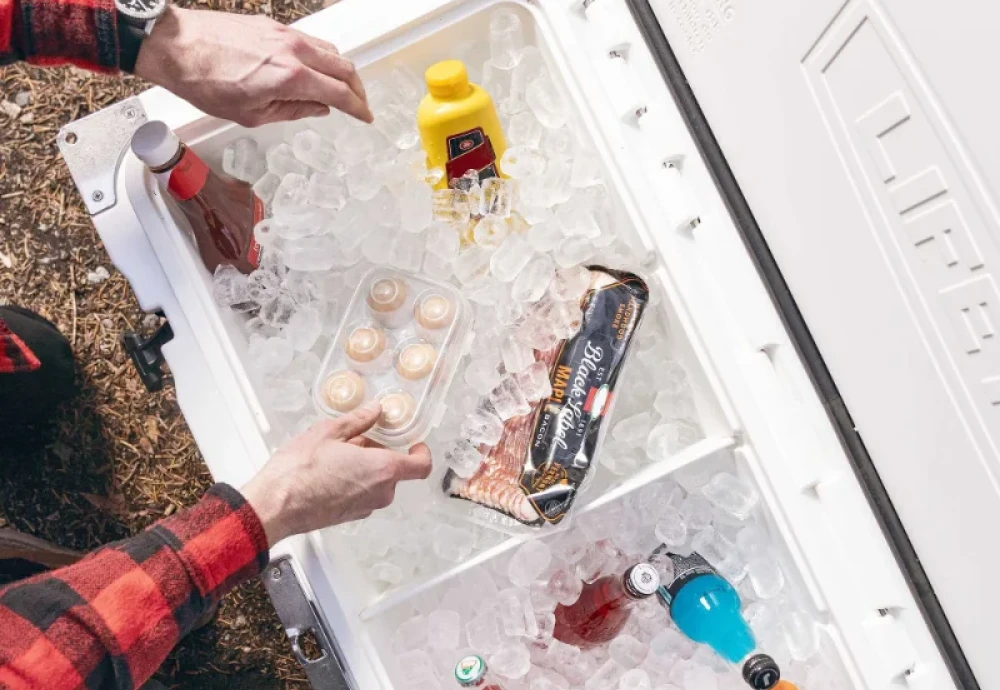 outdoor beverage bar with cooler and mini fridge